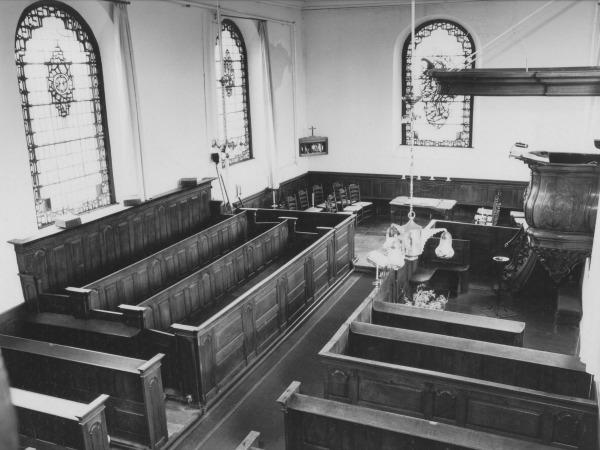 Interieur van de kerk van Losdorp